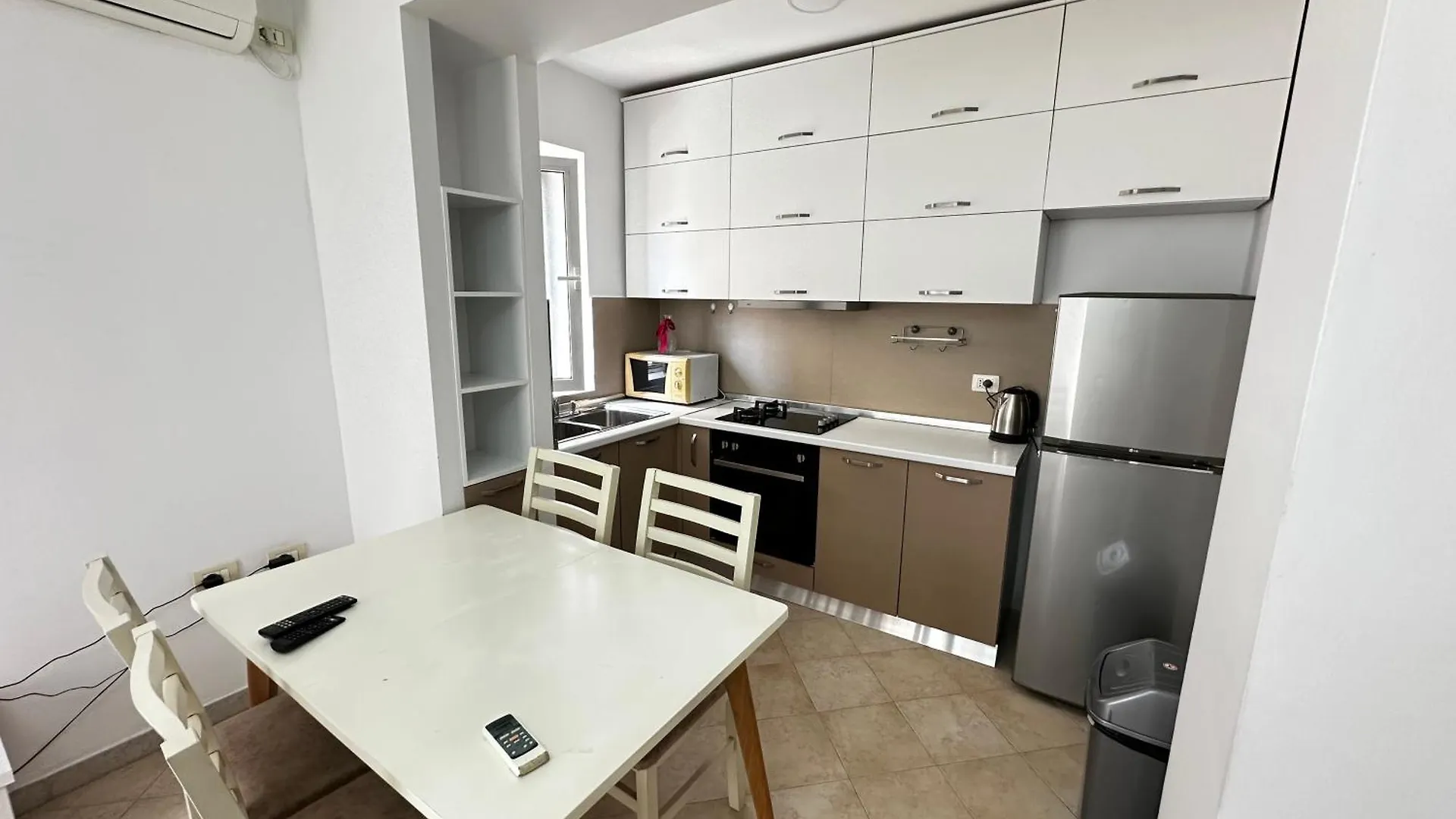 Drions Apartment. 3 Bedroom Tirana Albania